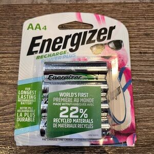 🌙 B119 4 pack Energizer Rechargeable AA Batteries